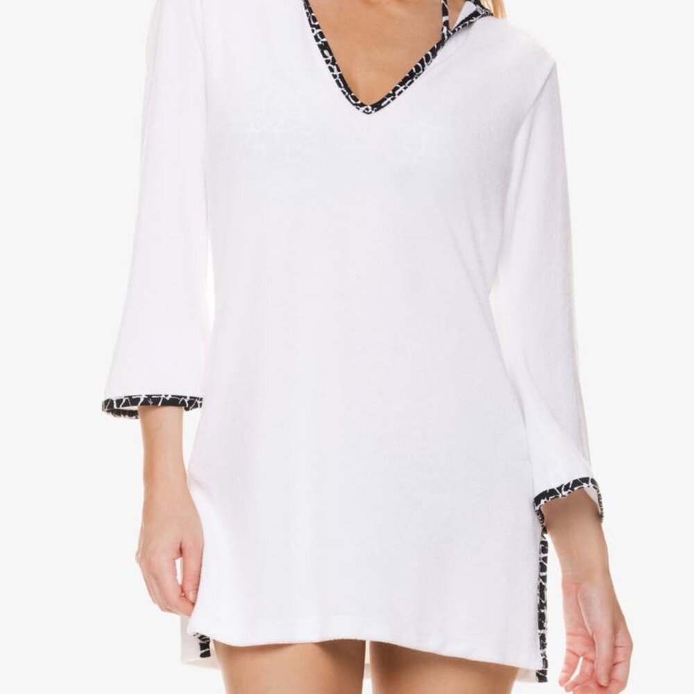 NWT Helen Jon Hooded Terry Cover-Up – White w/ Blue Trim Resort
